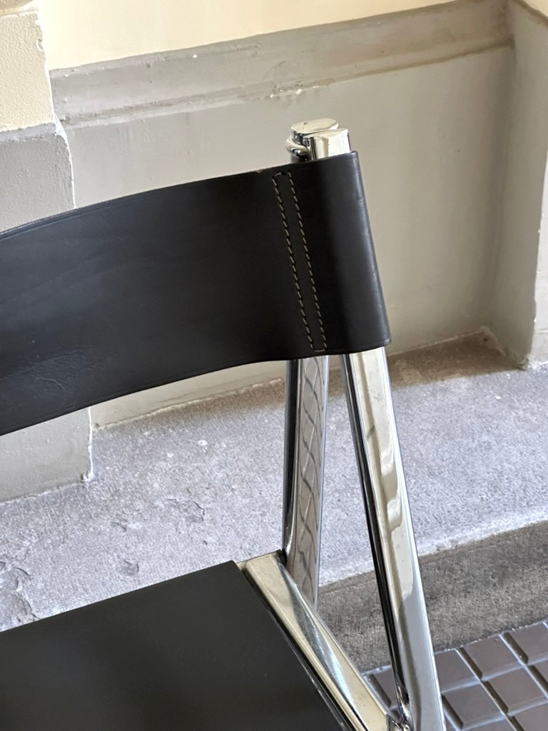 Set of two “Tamara” folding chairs by Arrben, Italy 1970s, chrome and dark brown leather