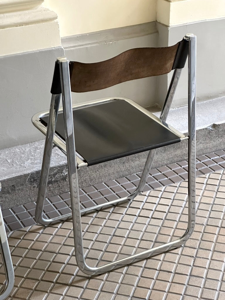 Set of two “Tamara” folding chairs by Arrben, Italy 1970s, chrome and dark brown leather