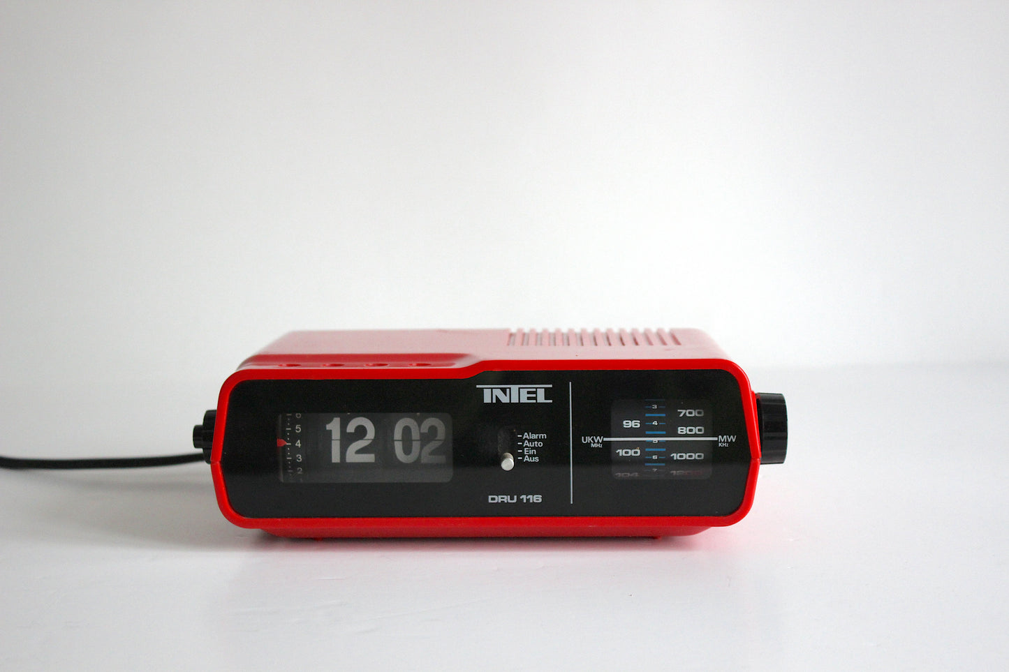 Intel DRU 116 Flip Clock Radio β 1970s