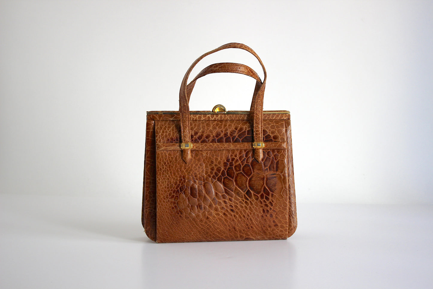 Thea – vintage crocodile leather handbag from the 1950s
