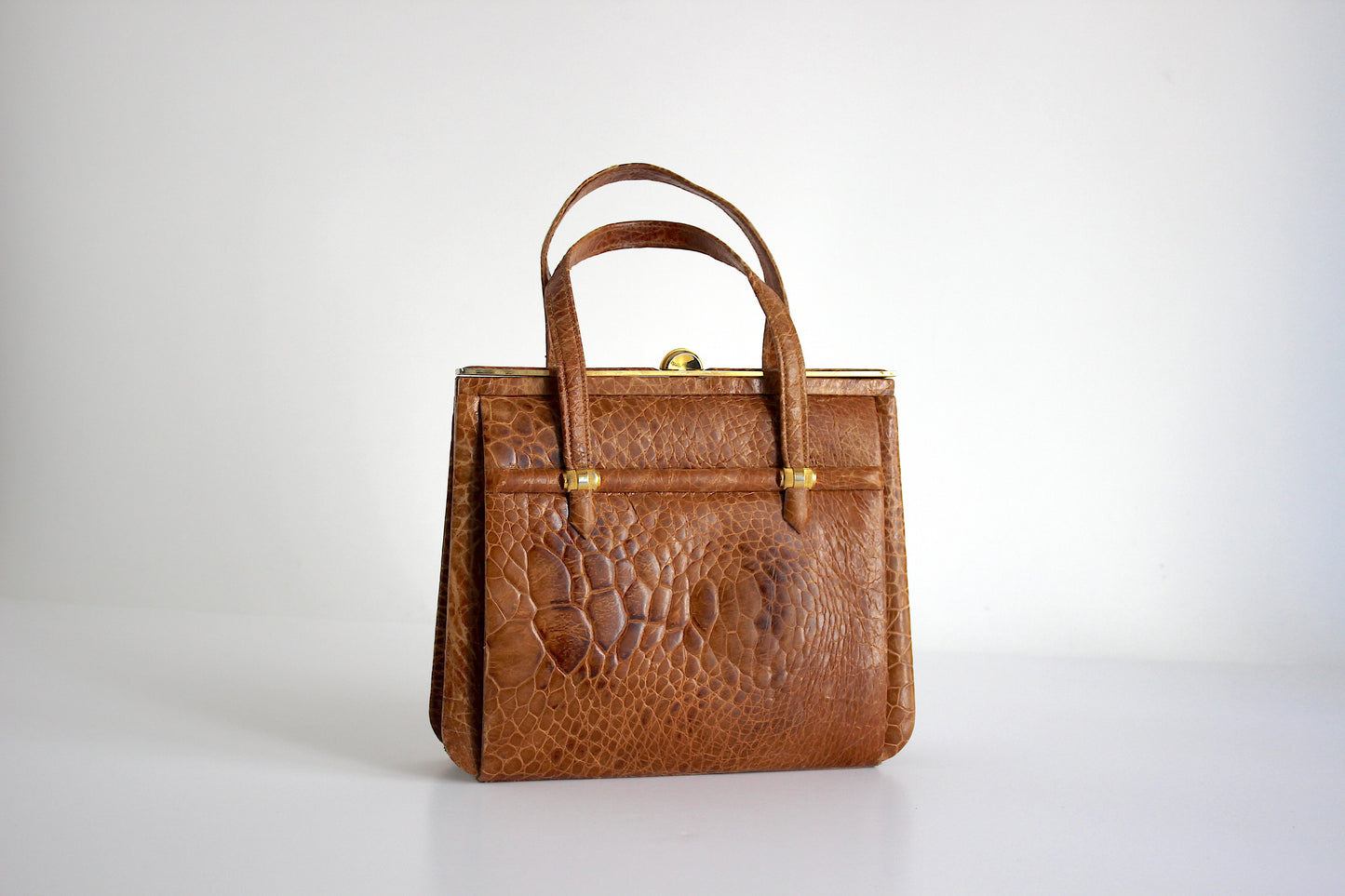 Thea – vintage crocodile leather handbag from the 1950s