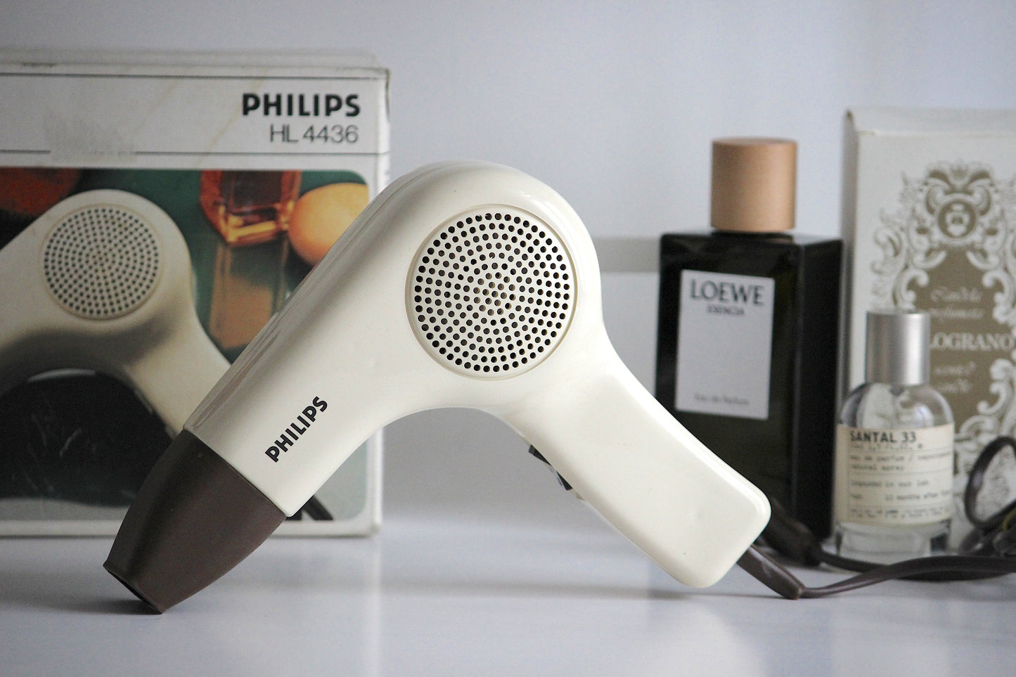 Vintage Ohilips hair dryer HL 4436 with original box – cream & brown 70s icon
