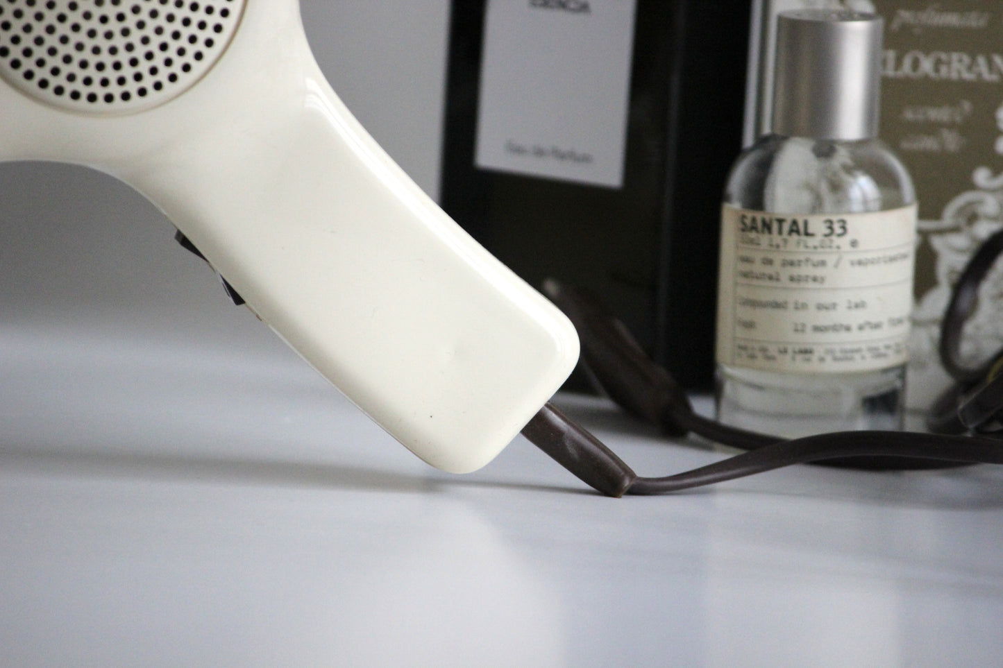 Vintage Ohilips hair dryer HL 4436 with original box – cream & brown 70s icon