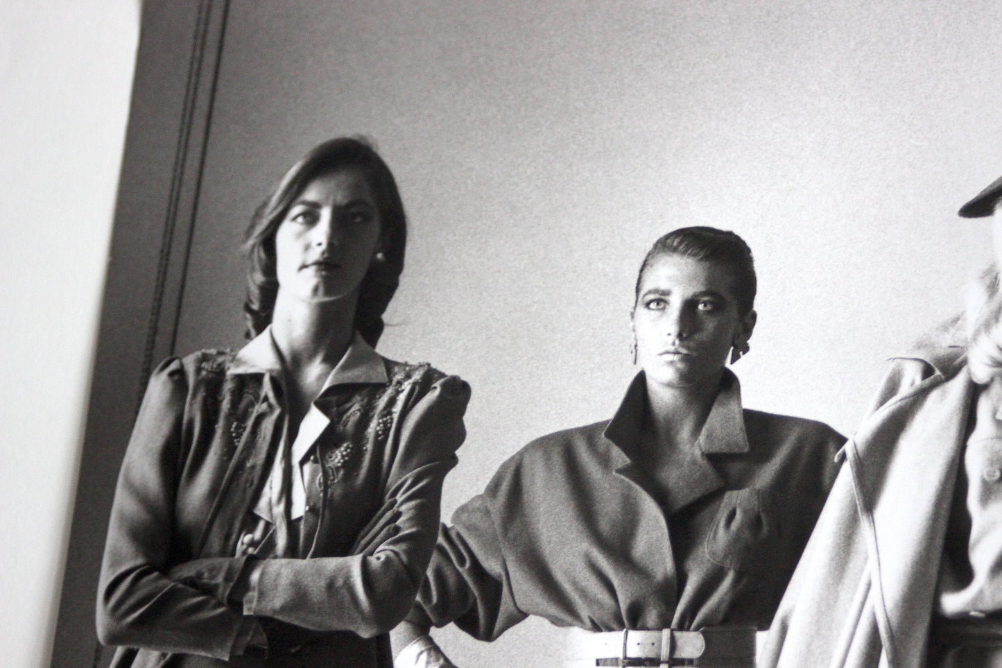 Helmut Newton SUMO Original Exhibition Poster. Sie kommen (dressed), French Vogue, 1981