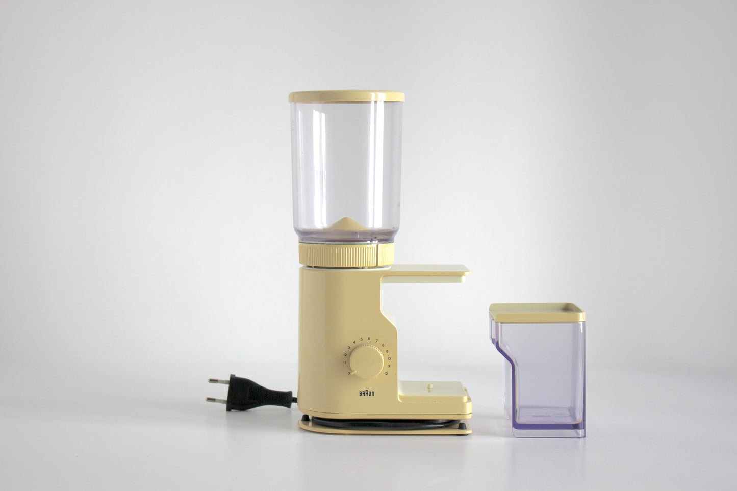 Braun Aromatic Coffee Grinder KMM 20. Type 4045. Reinhold Weiss and Hartwig Kahlcke. Germany 1979