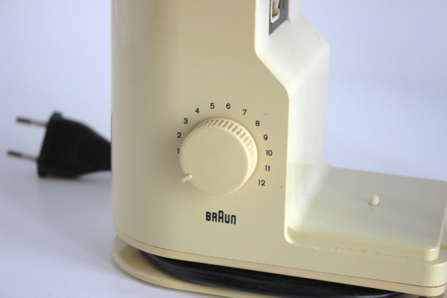 Braun Aromatic Coffee Grinder KMM 20. Type 4045. Reinhold Weiss and Hartwig Kahlcke. Germany 1979