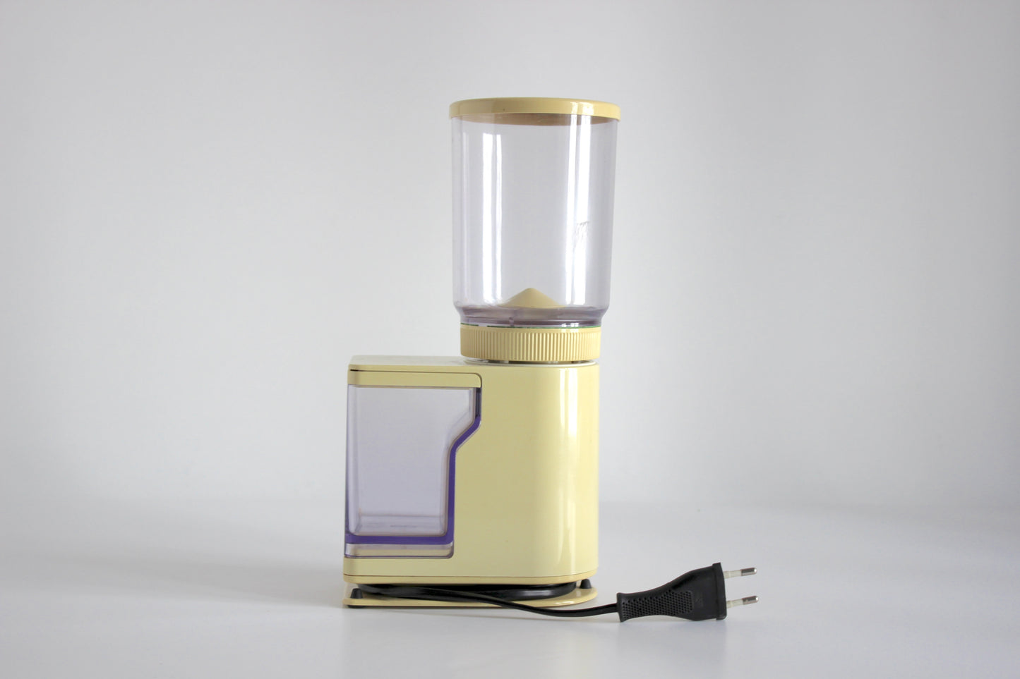 Braun Aromatic Coffee Grinder KMM 20. Type 4045. Reinhold Weiss and Hartwig Kahlcke. Germany 1979