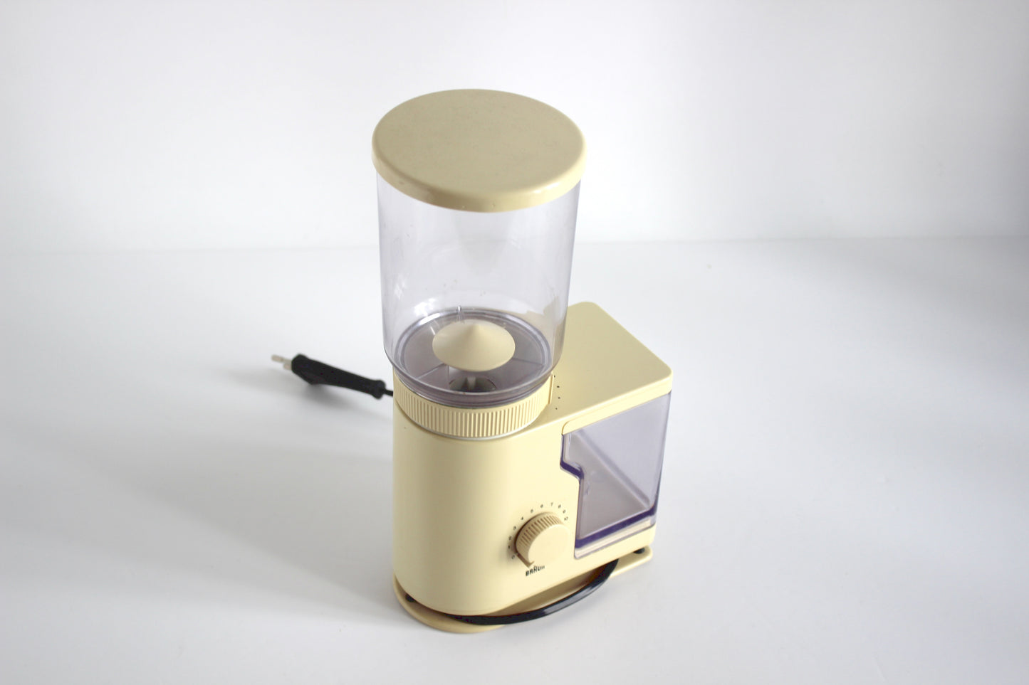 Braun Aromatic Coffee Grinder KMM 20. Type 4045. Reinhold Weiss and Hartwig Kahlcke. Germany 1979