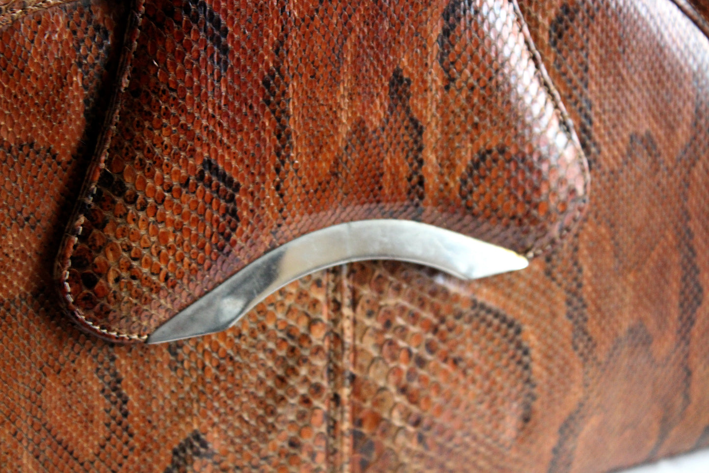 Vintage Snake Skin Handbag – “Elvira” – 70s Glam, Silver Details, Shoulder Bag & Clutch