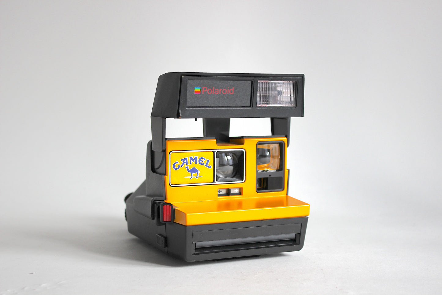 Polaroid Camel 600 Camera (1987)