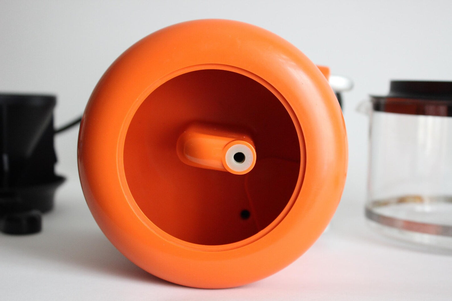 Braun KF 20 Aromaster Coffee Maker by Florian Seiffert. Germany 1972