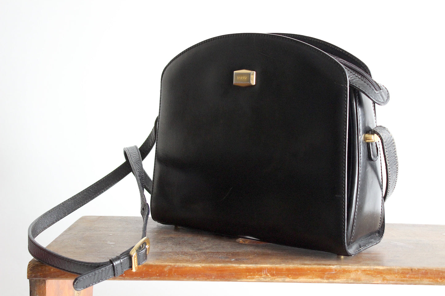 Vintage Bally 90s shoulder/crossbody bag.