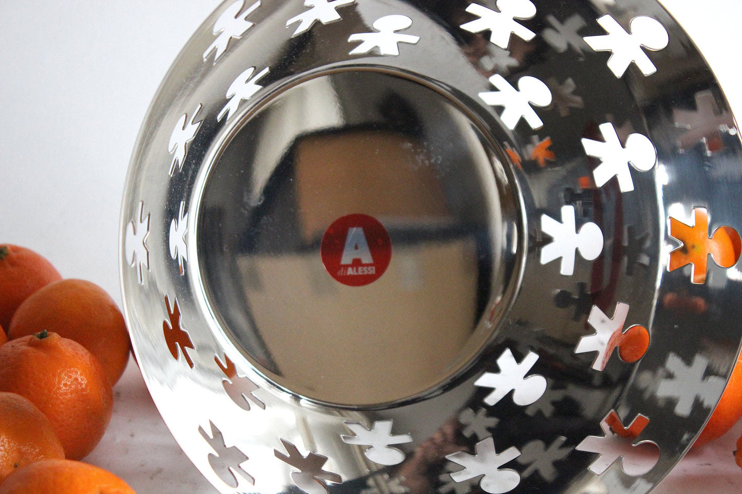 Alessi Girotondo Stainless Steel Fruit Bowl XL. King Kong Design. New old Stock with original Packaging. 18/10 stainless steel. Italy 1980s