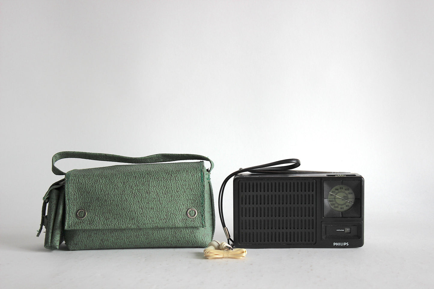 1970s Pocket Radio Philips 90RL050