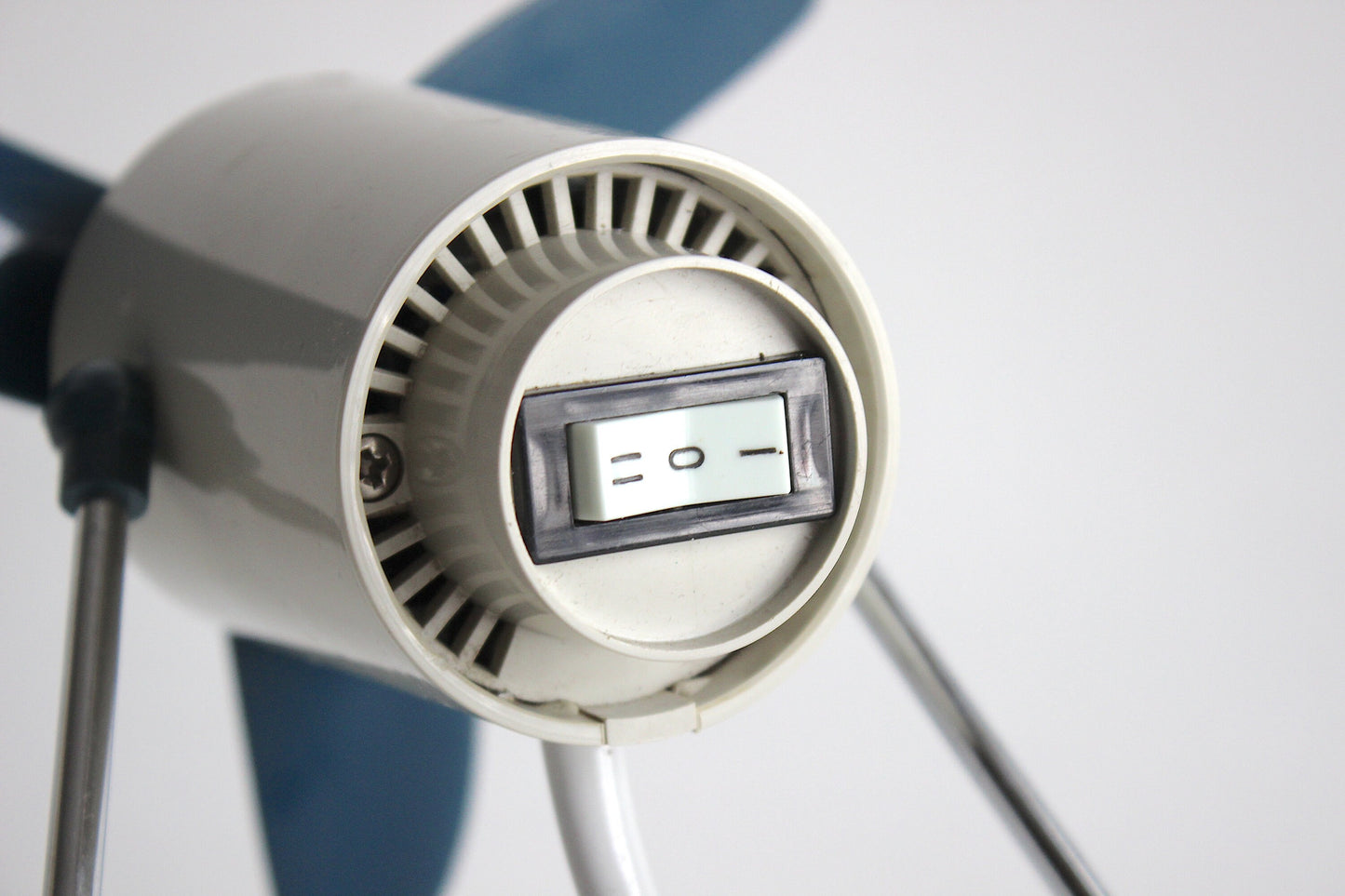 Vintage Progress Desk Fan Model 567 W1 - Classic 70s Electric Fan