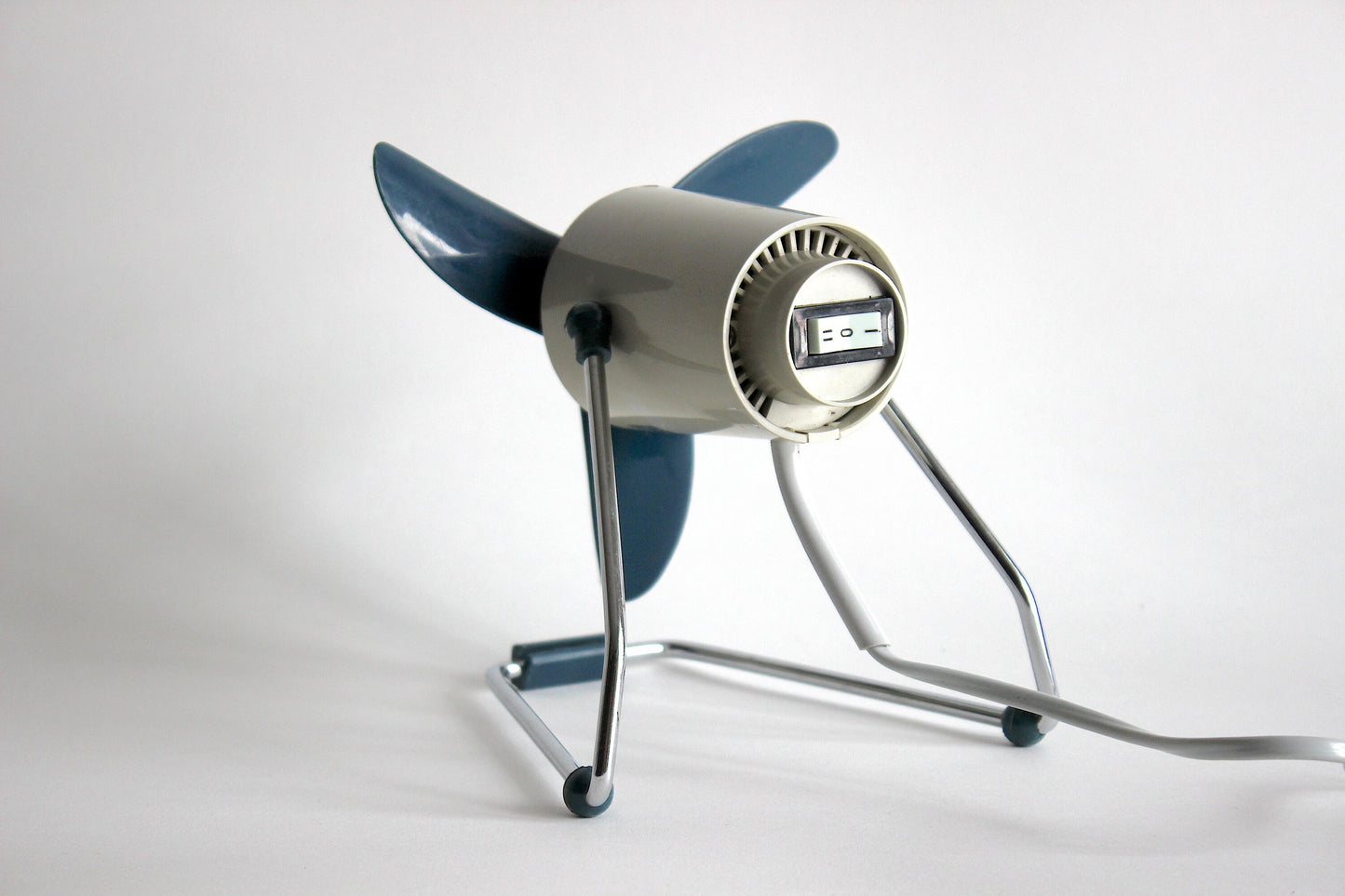 Vintage Progress Desk Fan Model 567 W1 - Classic 70s Electric Fan
