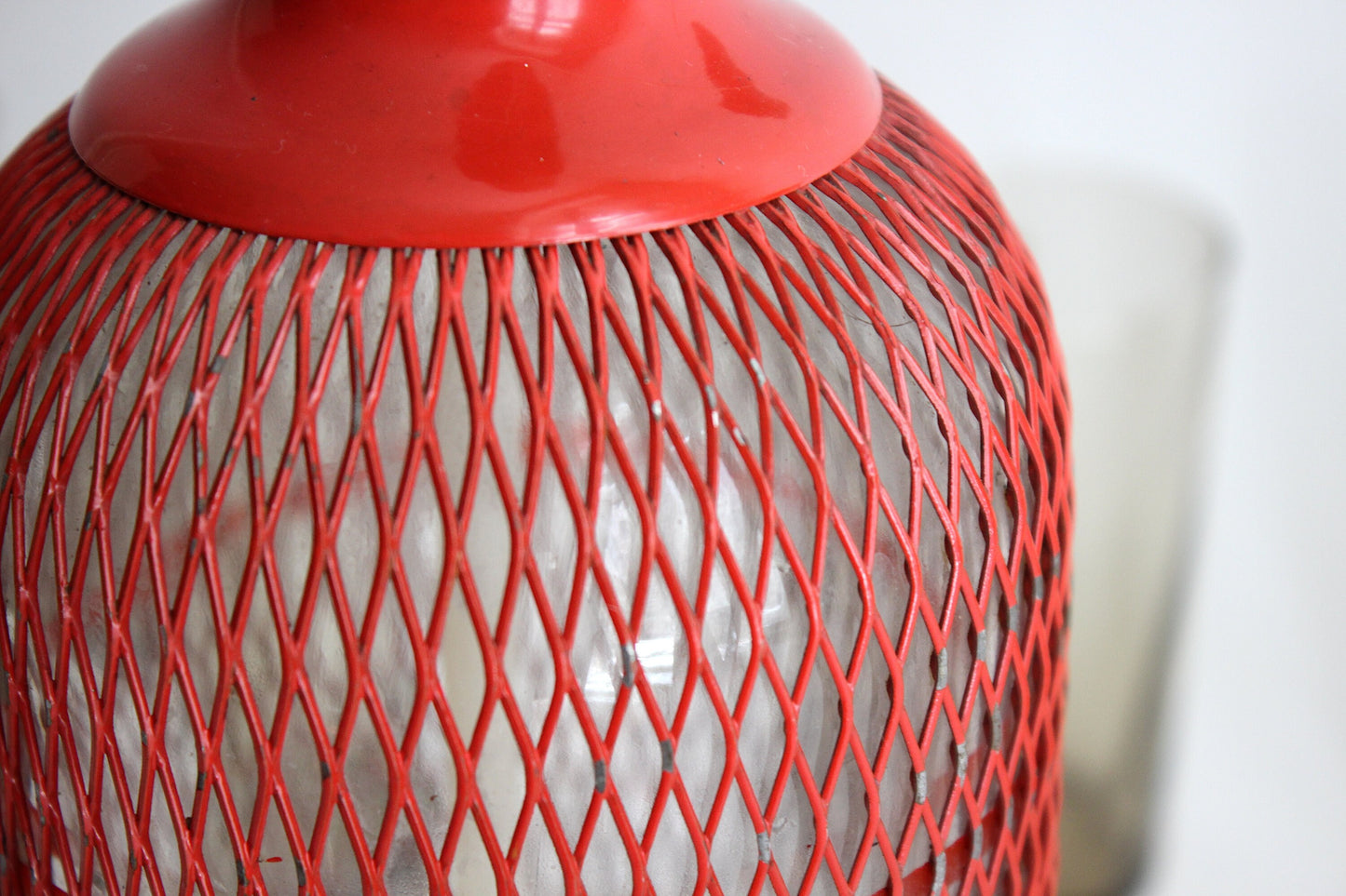 Vintage Red Soda Siphon - Classic 50s/60s Mesh Design Sparkling Water Maker
