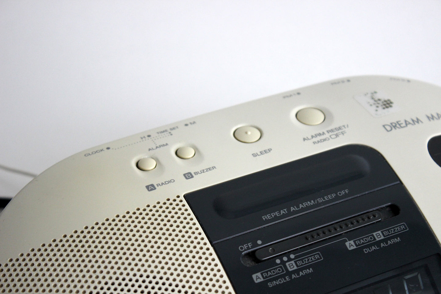 Vintage Sony Dream Machine Alarm Clock Radio (Model ICF-C730)