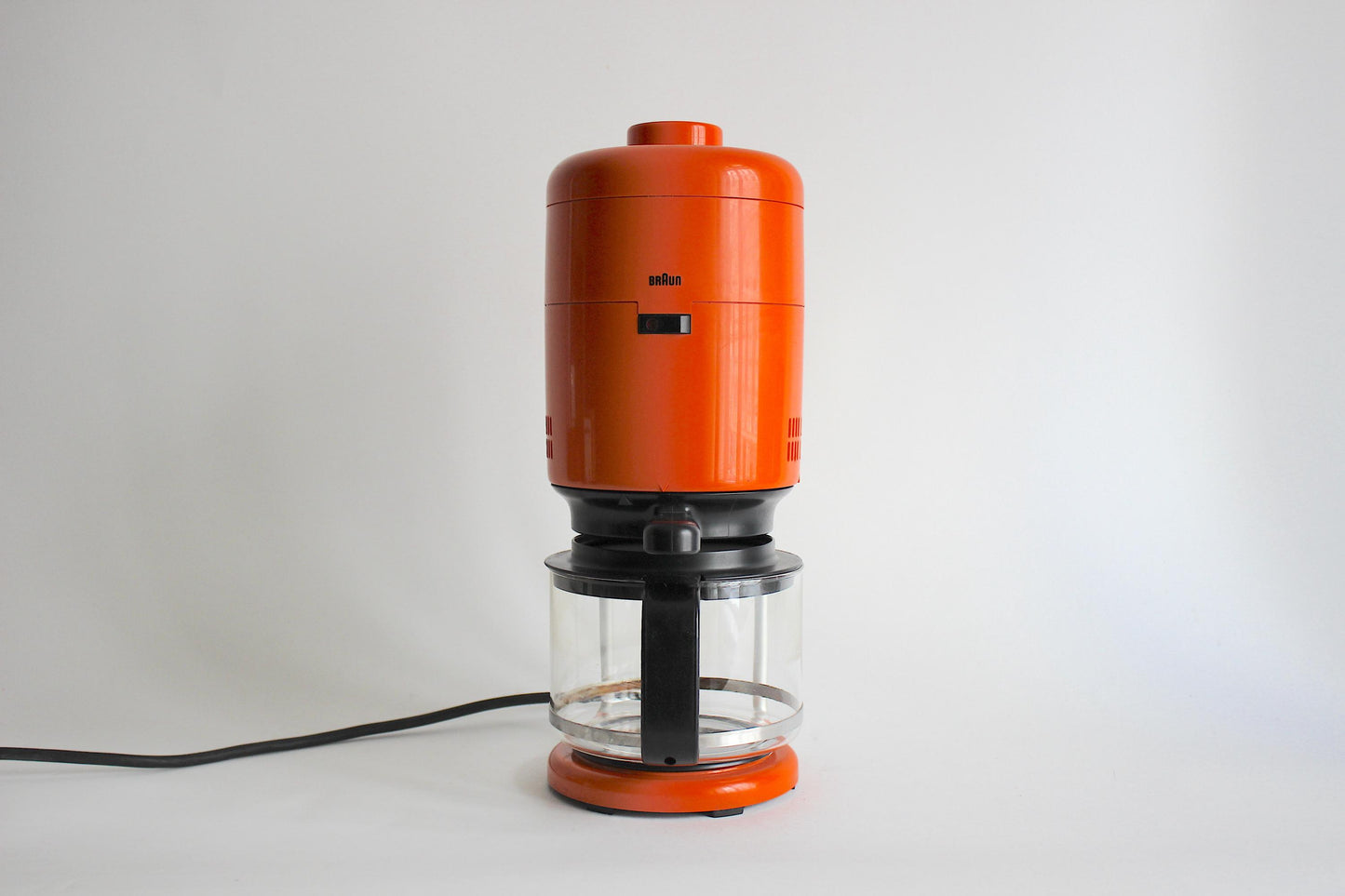 Braun KF 20 Aromaster Coffee Maker by Florian Seiffert. Germany 1972