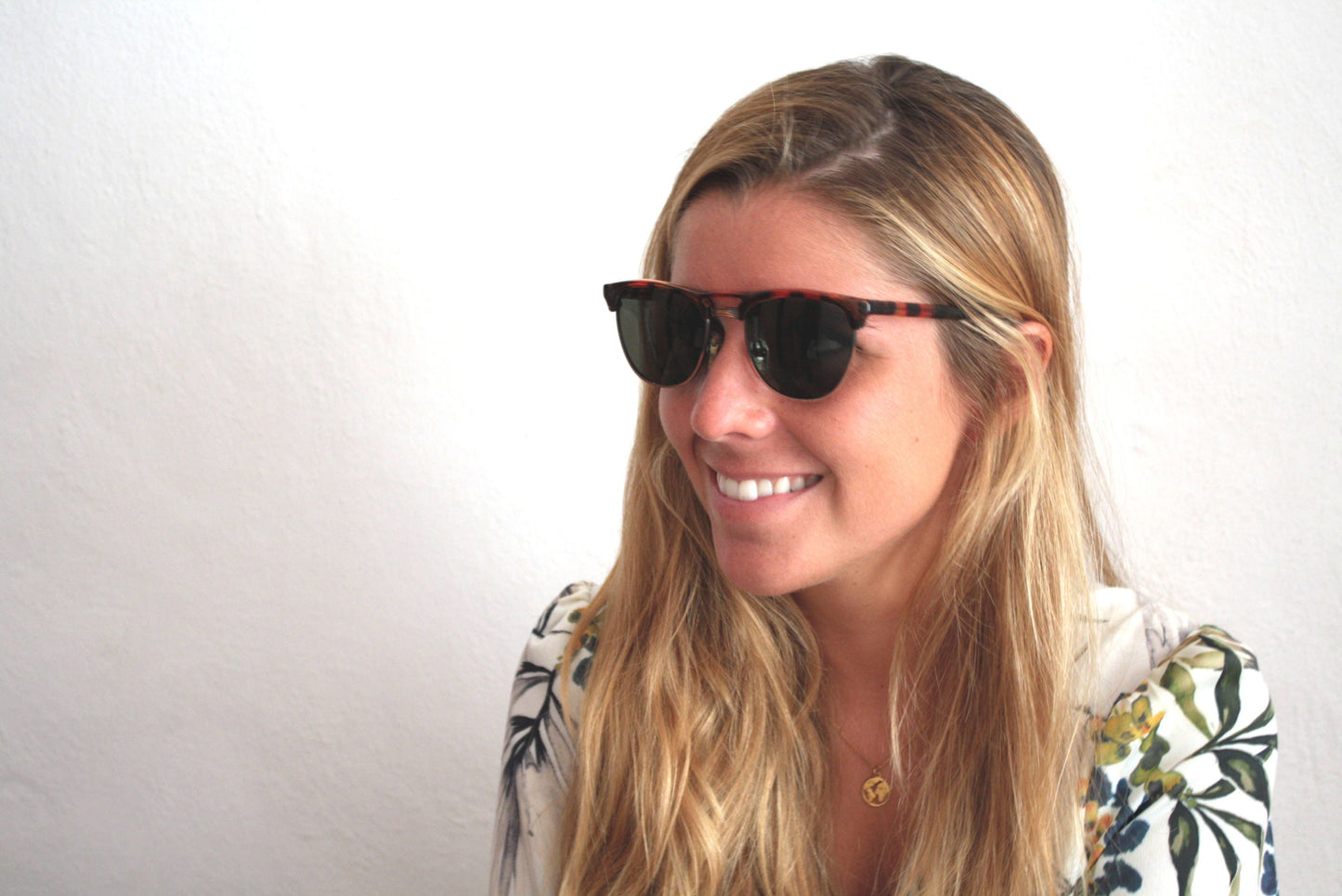 SUNMATE acetate and metal details New Vintage sunglasses