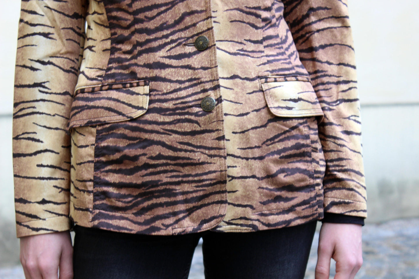 Moschino Jeans Tiger print blazer. Animal Print 90s Blazer