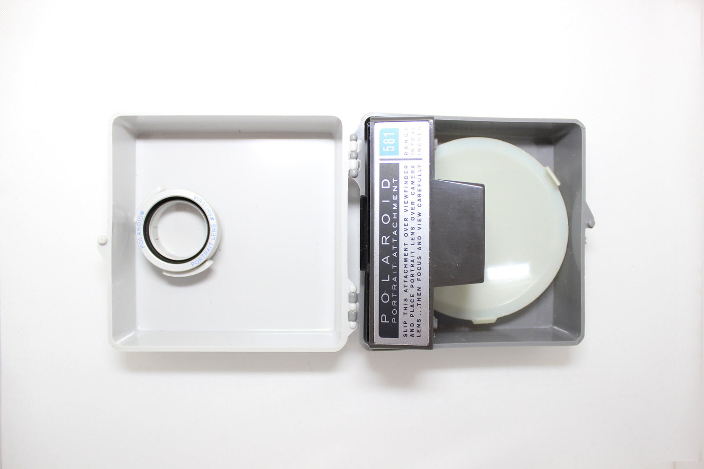 POLAROID Portrait Kit #581 - Includes Original box - for use with POLAROID Color Pack Cameras