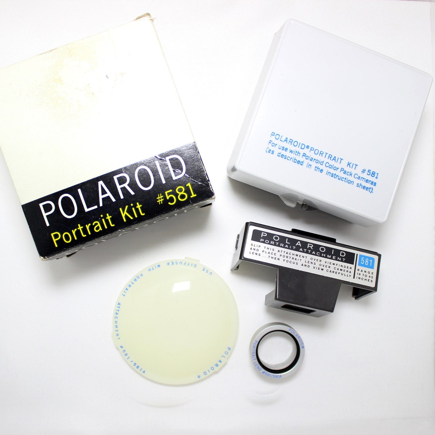 POLAROID Portrait Kit #581 - Includes Original box - for use with POLAROID Color Pack Cameras