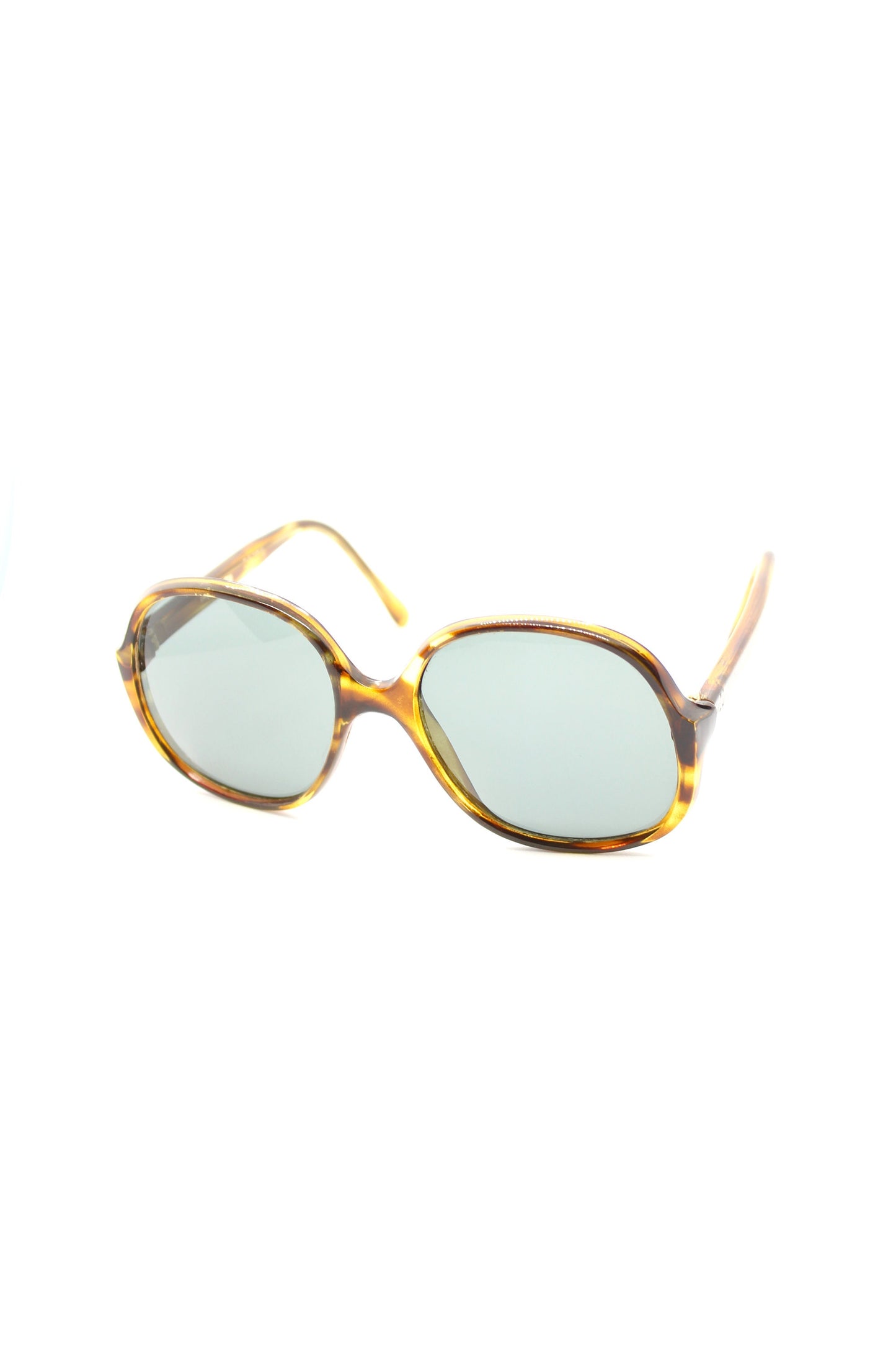 Vintage New Old Stock sunglasses Jackie