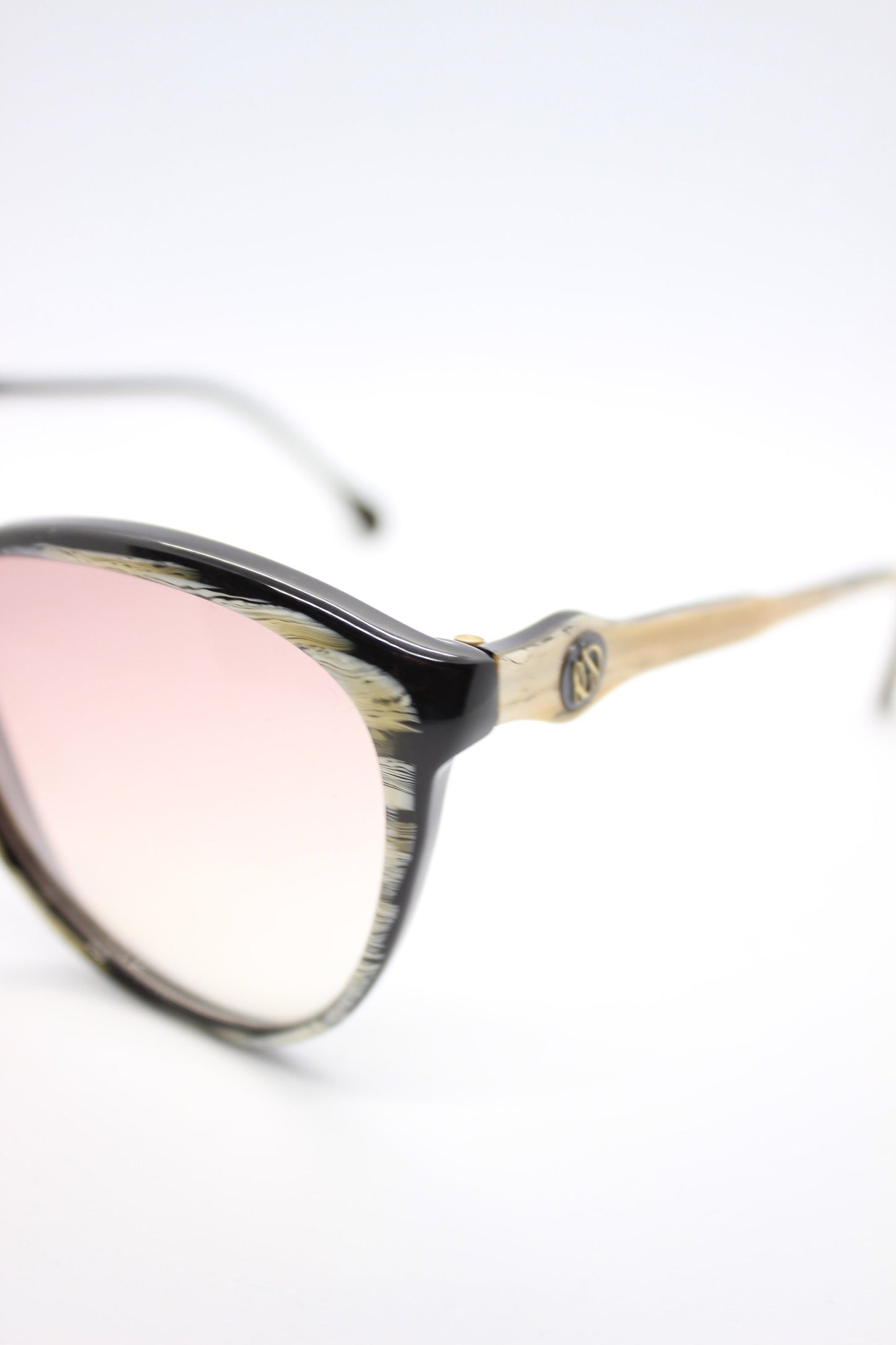 CHRISTOPHER G London Mod. 51 L Vintage New Old Stock sunglasses