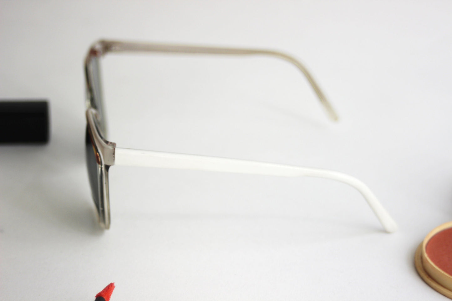 POLAROID Photochromic 80s Vintage New Old Stock sunglasses