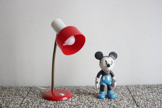 Vintage Parabel-Electric 70s gooseneck desk lamp. Red and white 60s lamp. Pantone Era lamp. Parabel-Electric Pieter Klick Germany.