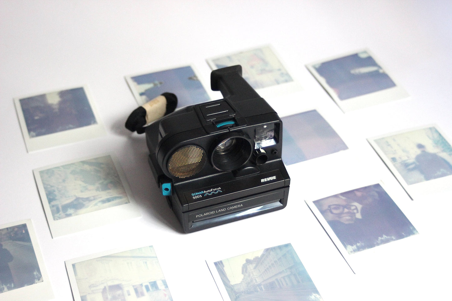Polaroid Revue 5005 Sonar Autofocus Land Camera