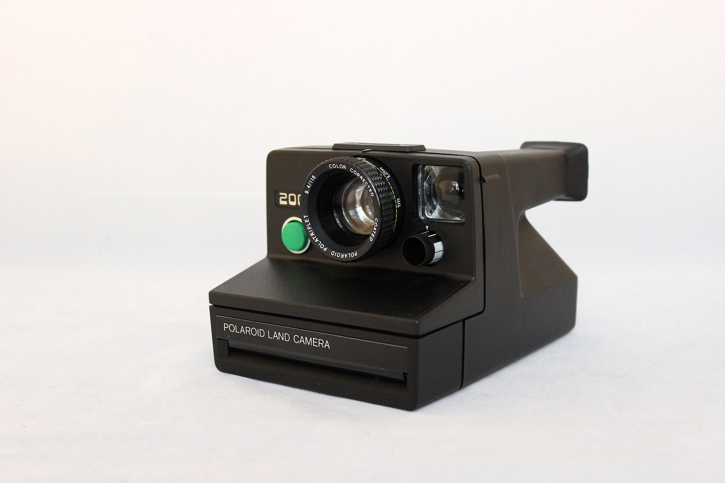Polaroid 2000 Land Camera with origina packaging and instruction book. UK 1976.