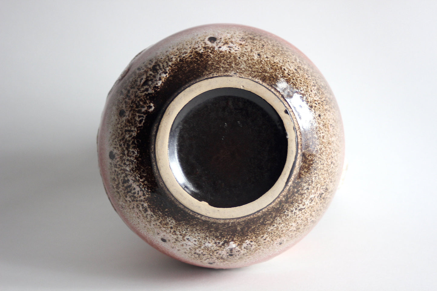 SCHEURICH KERAMIK Fat Lava CERAMOS Ceramic vase with handle. West Germany 1970s.