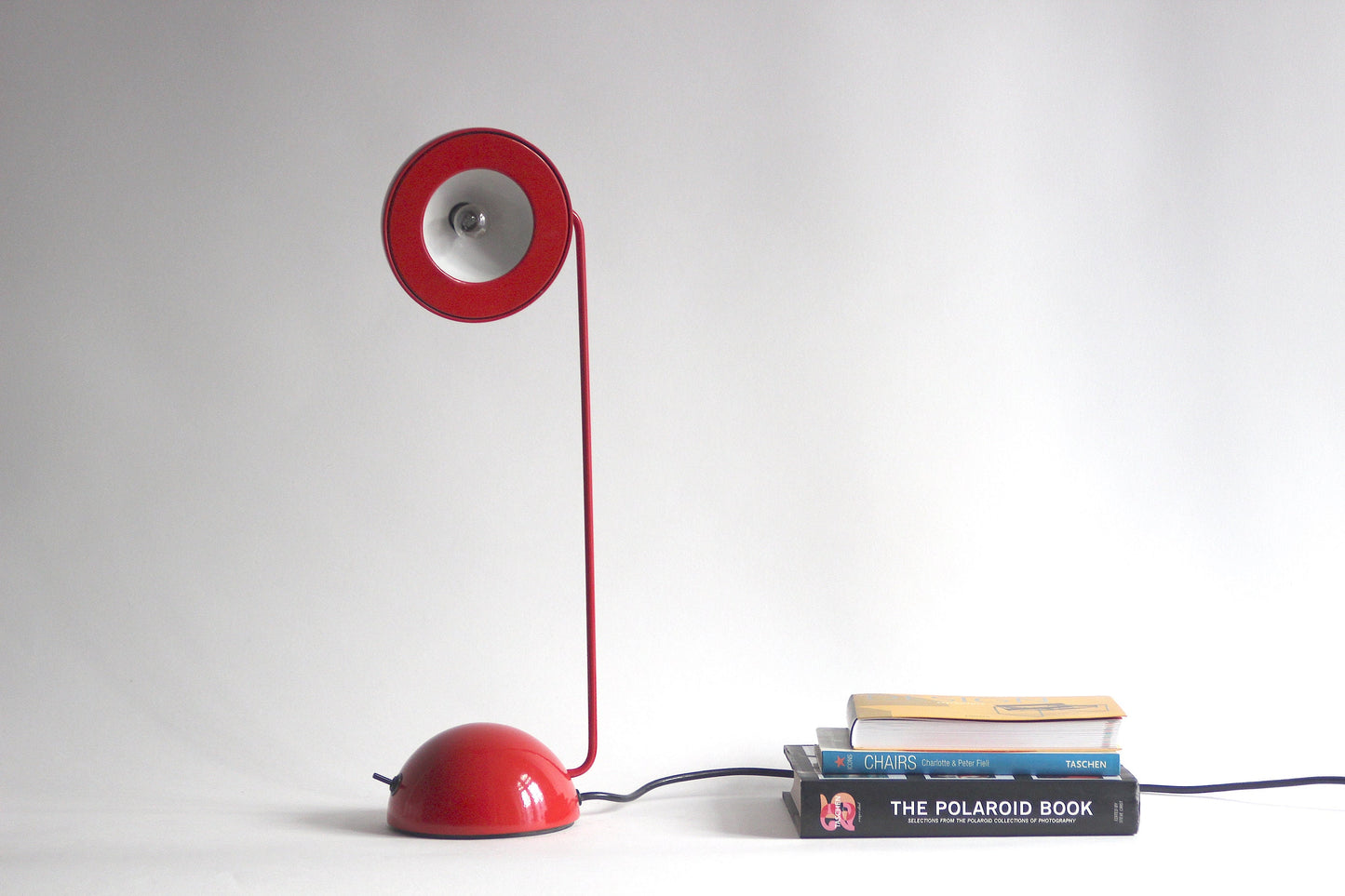 Vintage Minikini table lamp by Barbieri & Marianelli for Tronconi Illuminazione, Italy 1981.