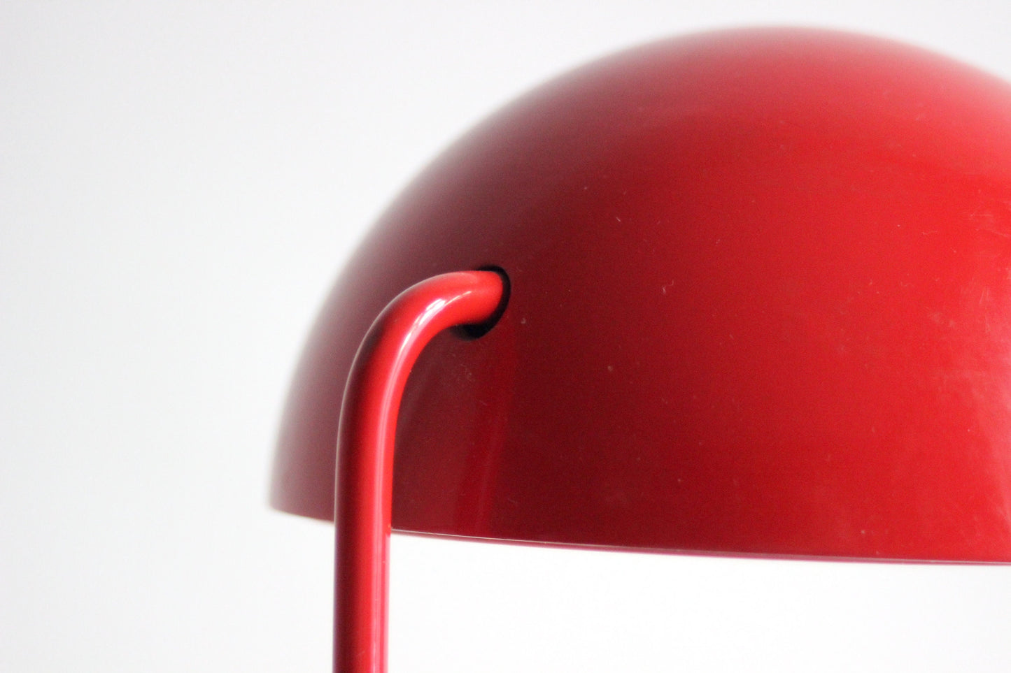 Vintage Minikini table lamp by Barbieri & Marianelli for Tronconi Illuminazione, Italy 1981.