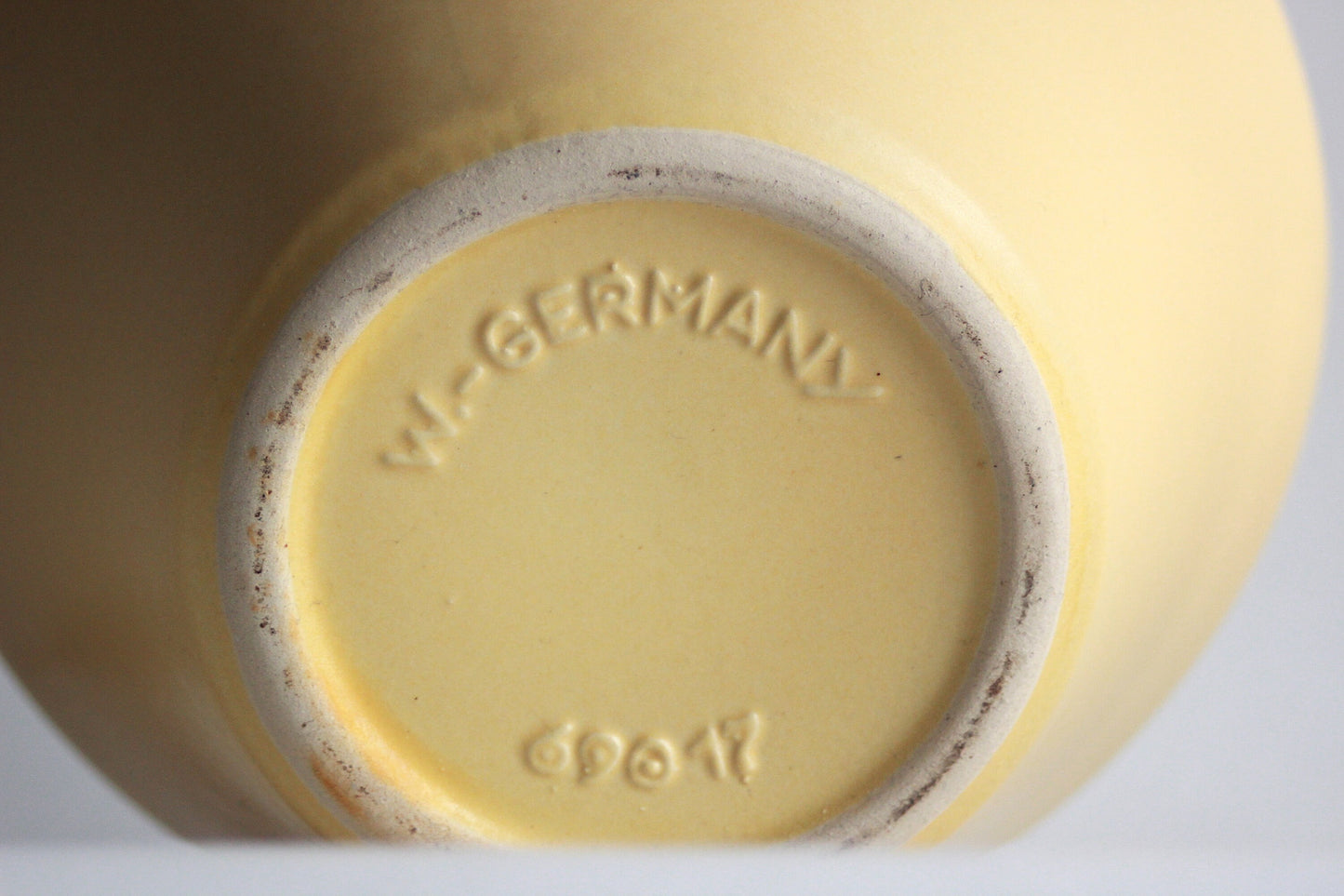 Modern yellow VASE. Germany, 80s.