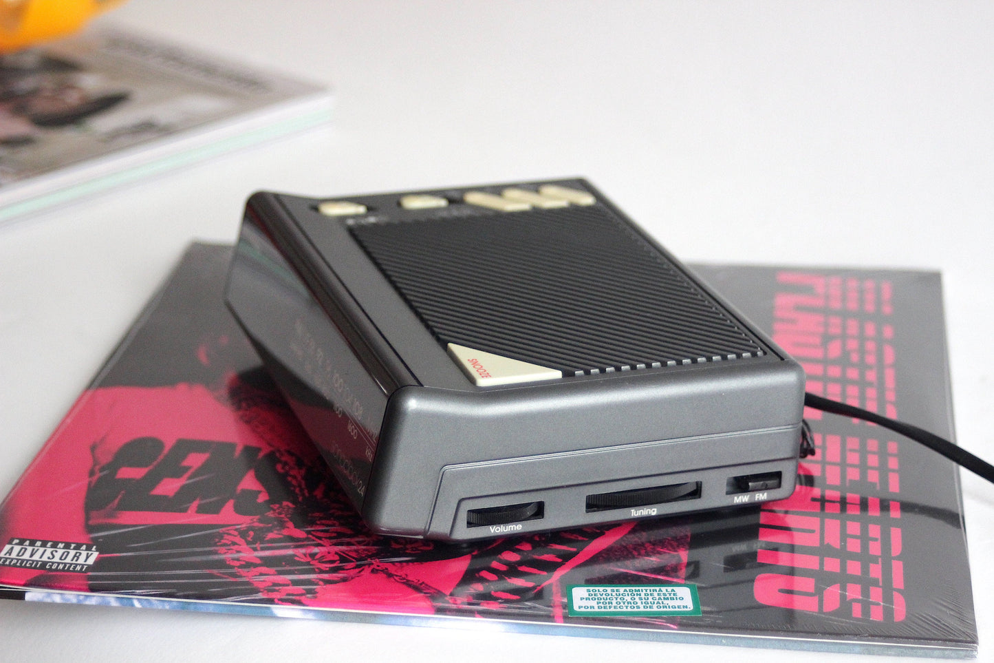 GRUNDIG SONOCLOCK 24 clock radio. Germany 1983-1985
