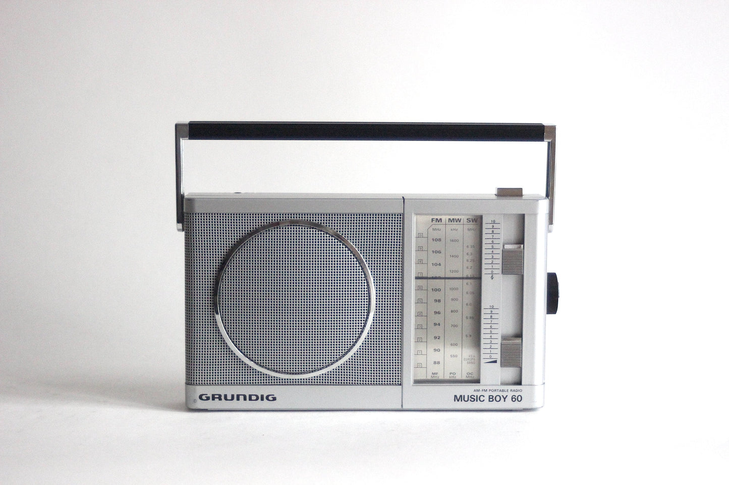 GRUNDIG Music Boy 60 portable radio. Germany 1983.