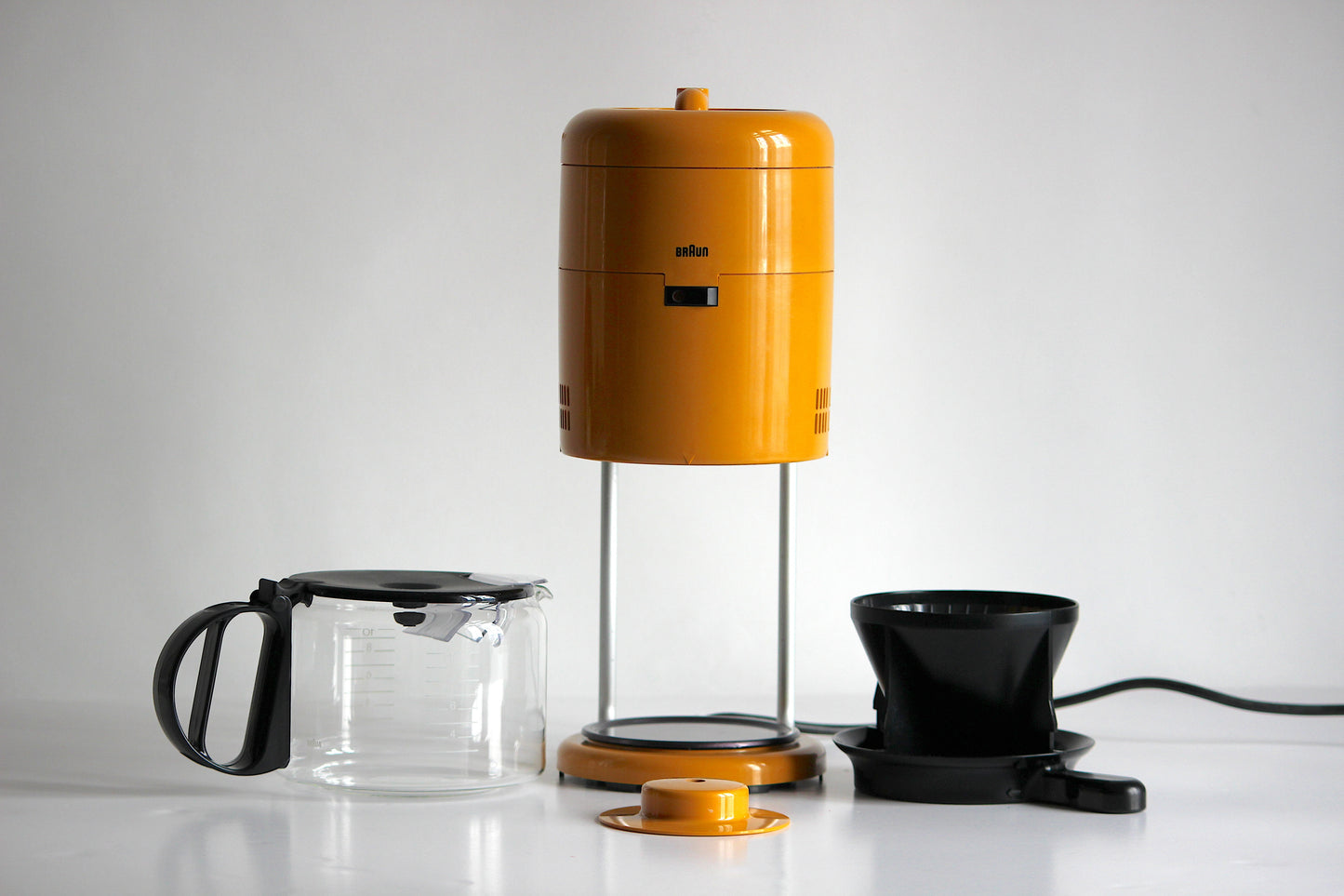 Braun KF 20 Aromaster Coffee Maker by Florian Seiffert. Germany 1972