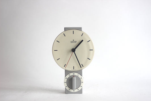 Junghans kitchen clock 331/900. Udo Schultheiss, Germany 1964.