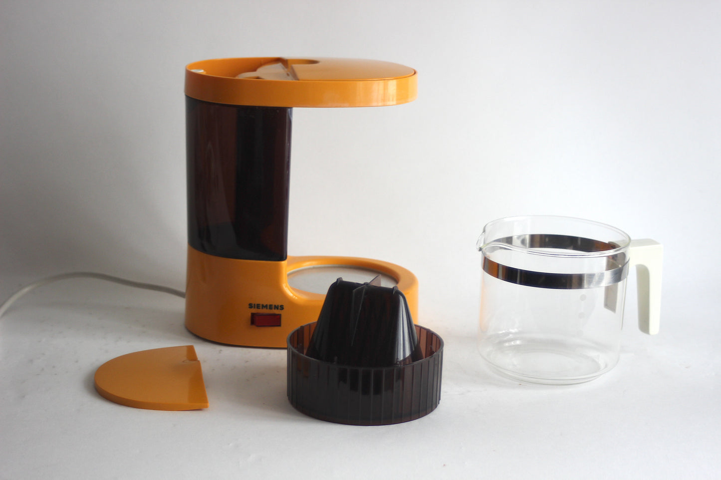 SIEMENS filter coffee maker TC 1103 Orange. Space age coffee maker. 70s