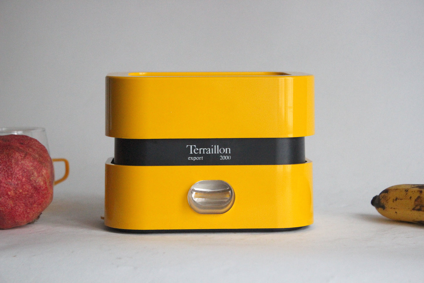 Terraillon yellow kitchen scale. Model Jupiter. Marco Zanuso, France 1969