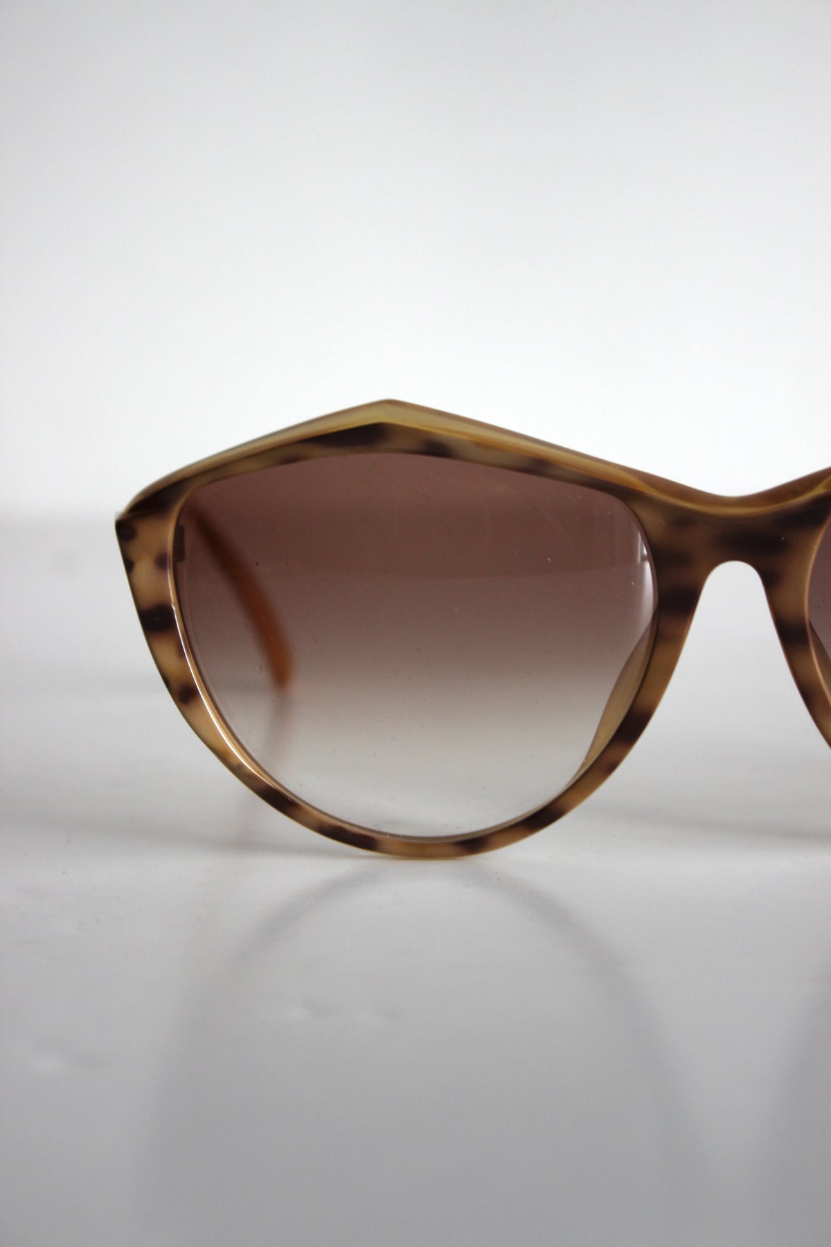CHRISTIAN DIOR OPTYL 80's Mod. 2234-10 Vintage sunglasses