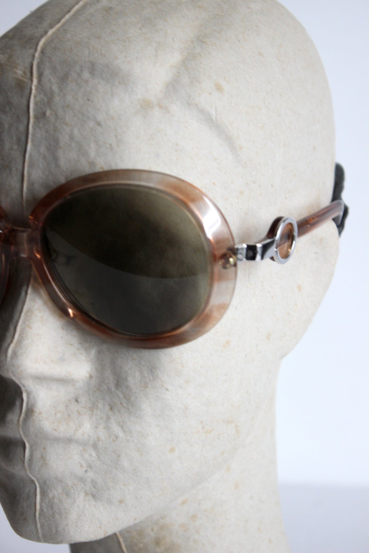 Vintage Silhouette Mod. 565 Sunglasses – 1970s Austrian Eyewear