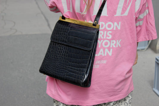 Vintage Vicosta Navy Blue Leather Bag, Italy, 1990s – Minimalist Vibes