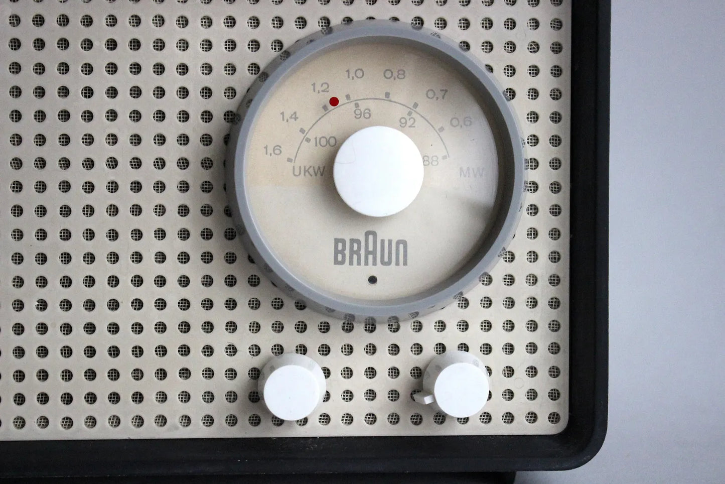 Braun Radio SK 2/2 (1959) – Designed by Artur Braun & Fritz Eichler