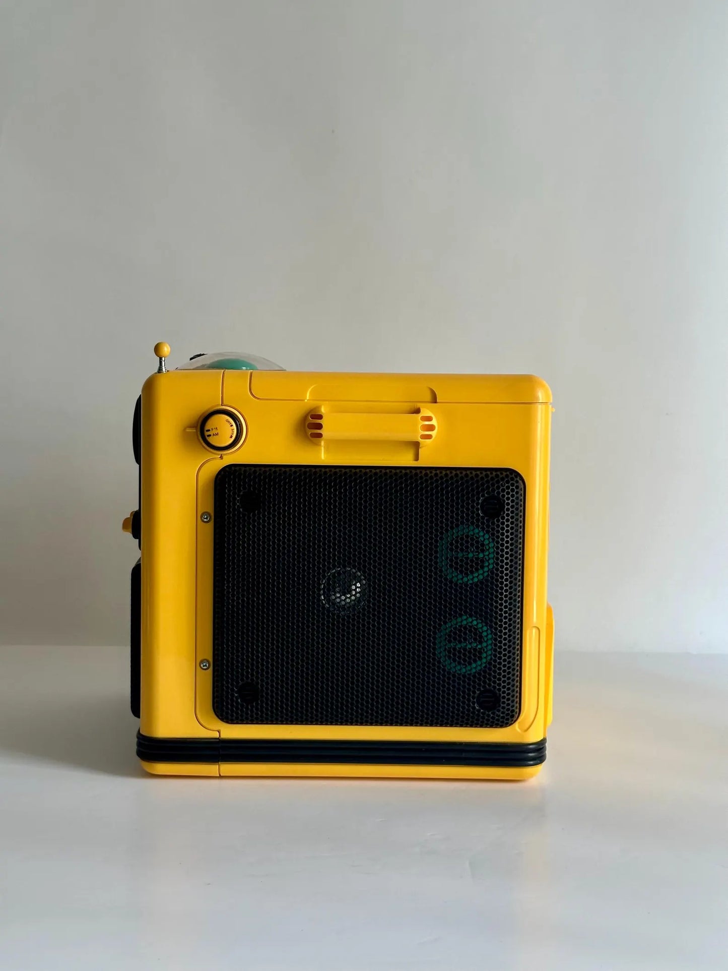 Philips Le Cube D-8080/02. Portable Radio, Cassette Tape Player, Vintage Boombox. 1985. Serviced, memphis design icon.