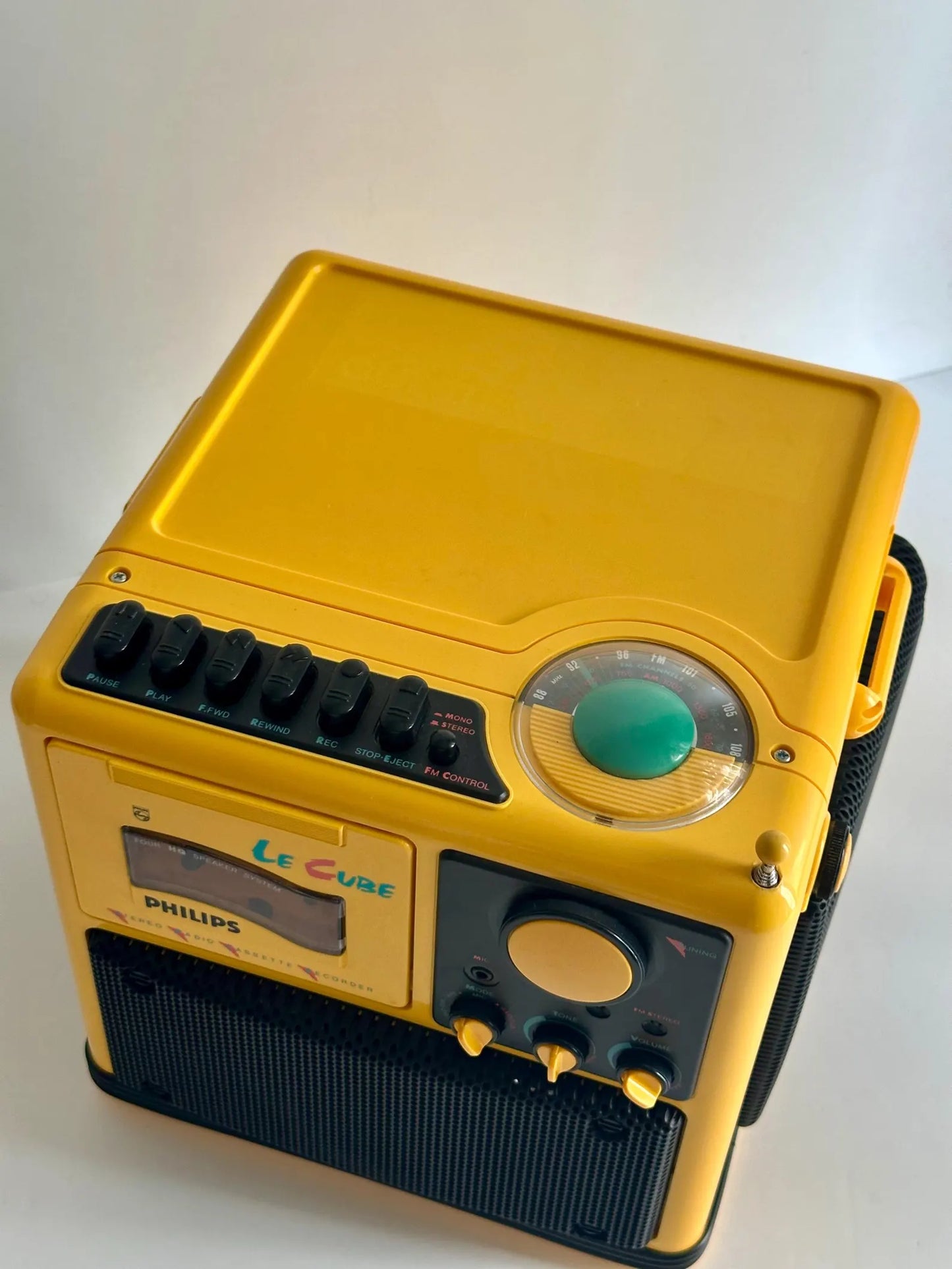 Philips Le Cube D-8080/02. Portable Radio, Cassette Tape Player, Vintage Boombox. 1985. Serviced, memphis design icon.