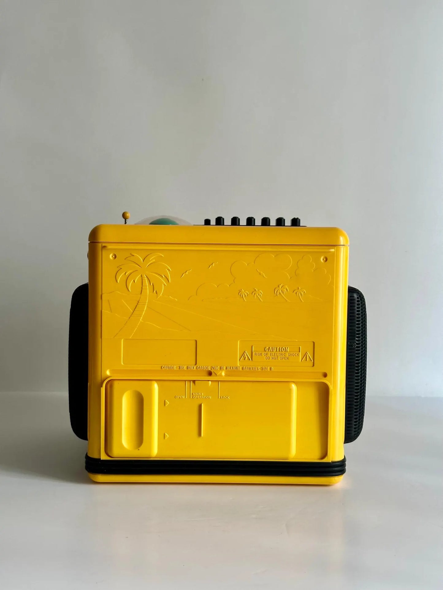 Philips Le Cube D-8080/02. Portable Radio, Cassette Tape Player, Vintage Boombox. 1985. Serviced, memphis design icon.